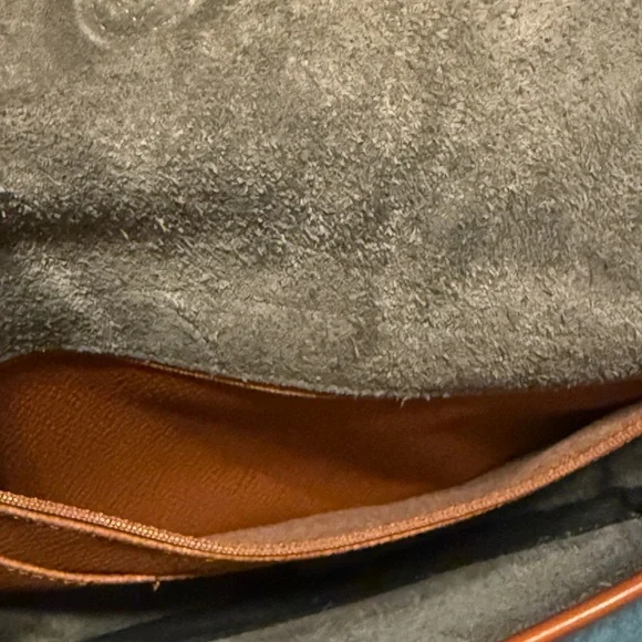 Dooney and Bourke Over and Under in Smoke - Picture 12 of 14